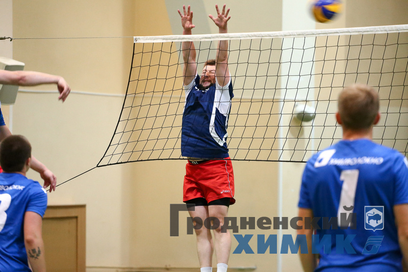 5676867867987 (2).jpg